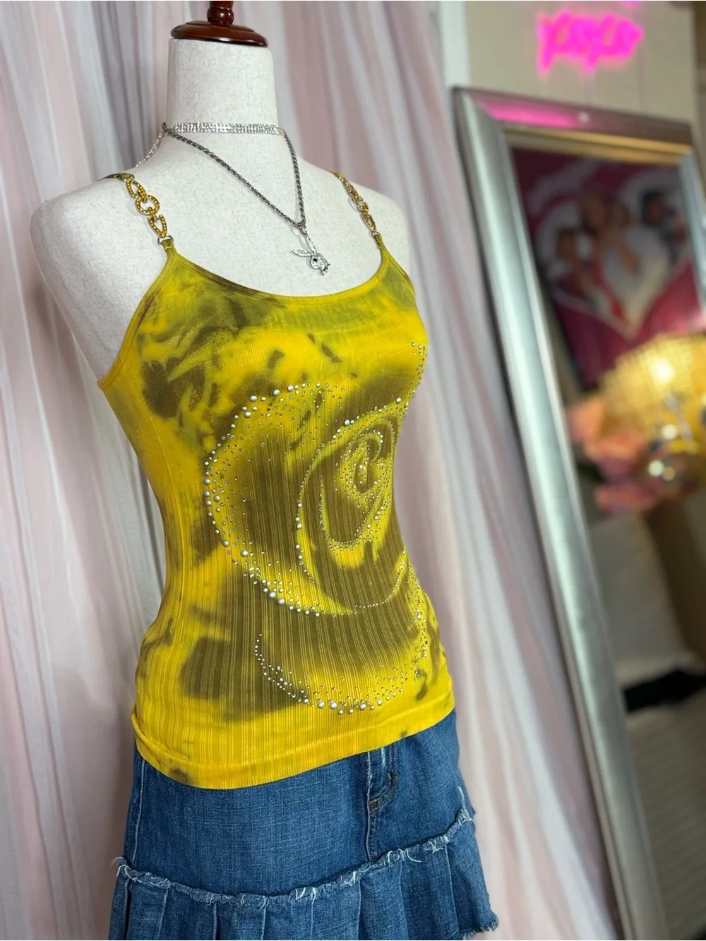 Yellow Rose-Print Chain-Strap Rhinestone Tank Top - Picture 5 of 10